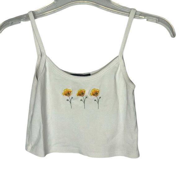Brandy Melville Flower Cropped Tank Top. One size. - Picture 2 of 7